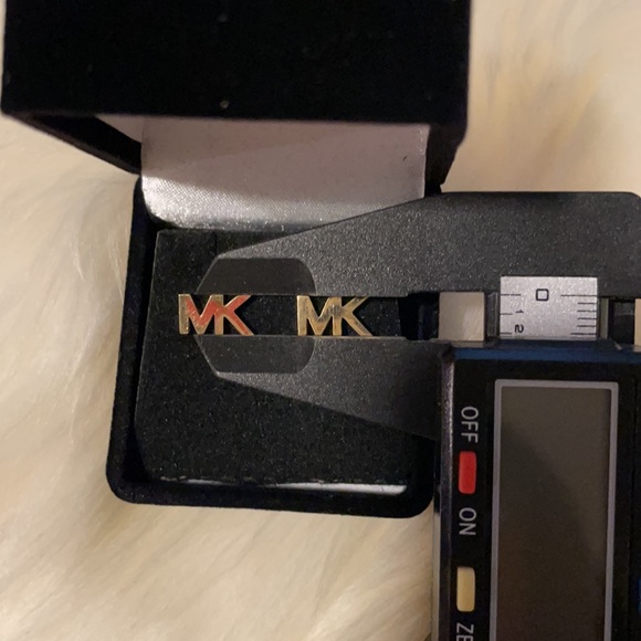 MK stainless steel gold earrings - Picture 5 of 6